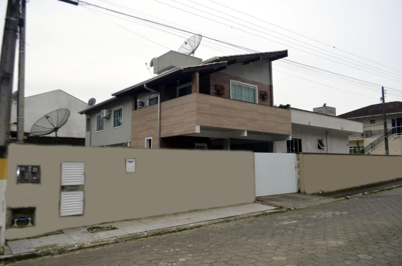 Sobrado Villa Itapema Bagian luar foto